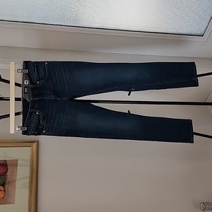 Volcom dark wash jeans sz 28